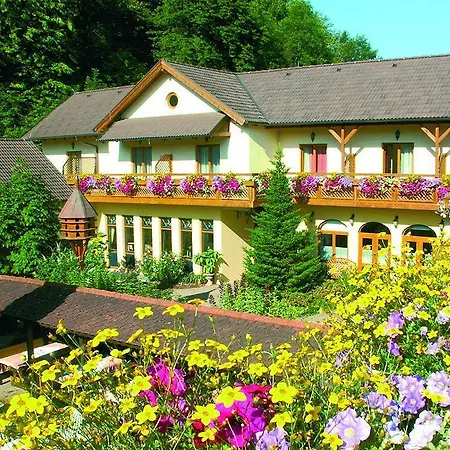 Post Hoenigwirt Hotel Kirchschlag in der Buckligen Welt