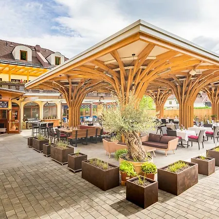 Hotel Post Hoenigwirt