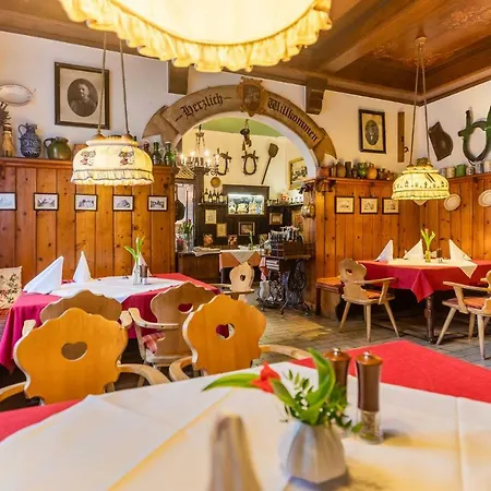Post Hönigwirt Hotel 3*