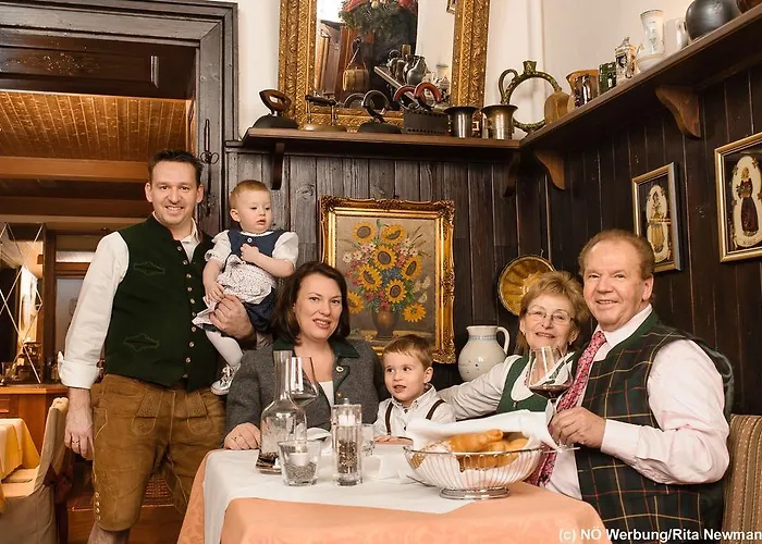 מלון Post Hoenigwirt 3*