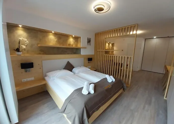 Hotel Post Hönigwirt 3*