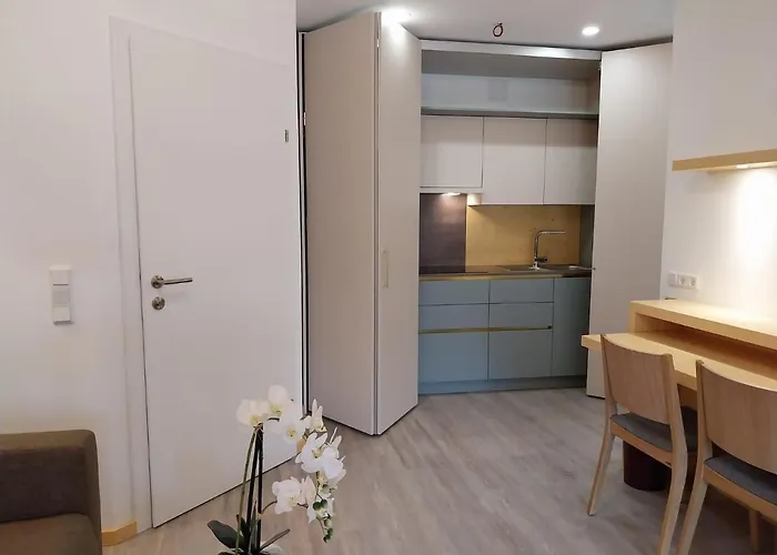 Post Hoenigwirt מלון Kirchschlag in der Buckligen Welt