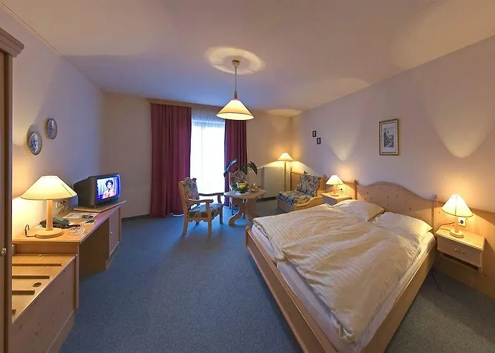 Post Hoenigwirt Kirchschlag in der Buckligen Welt